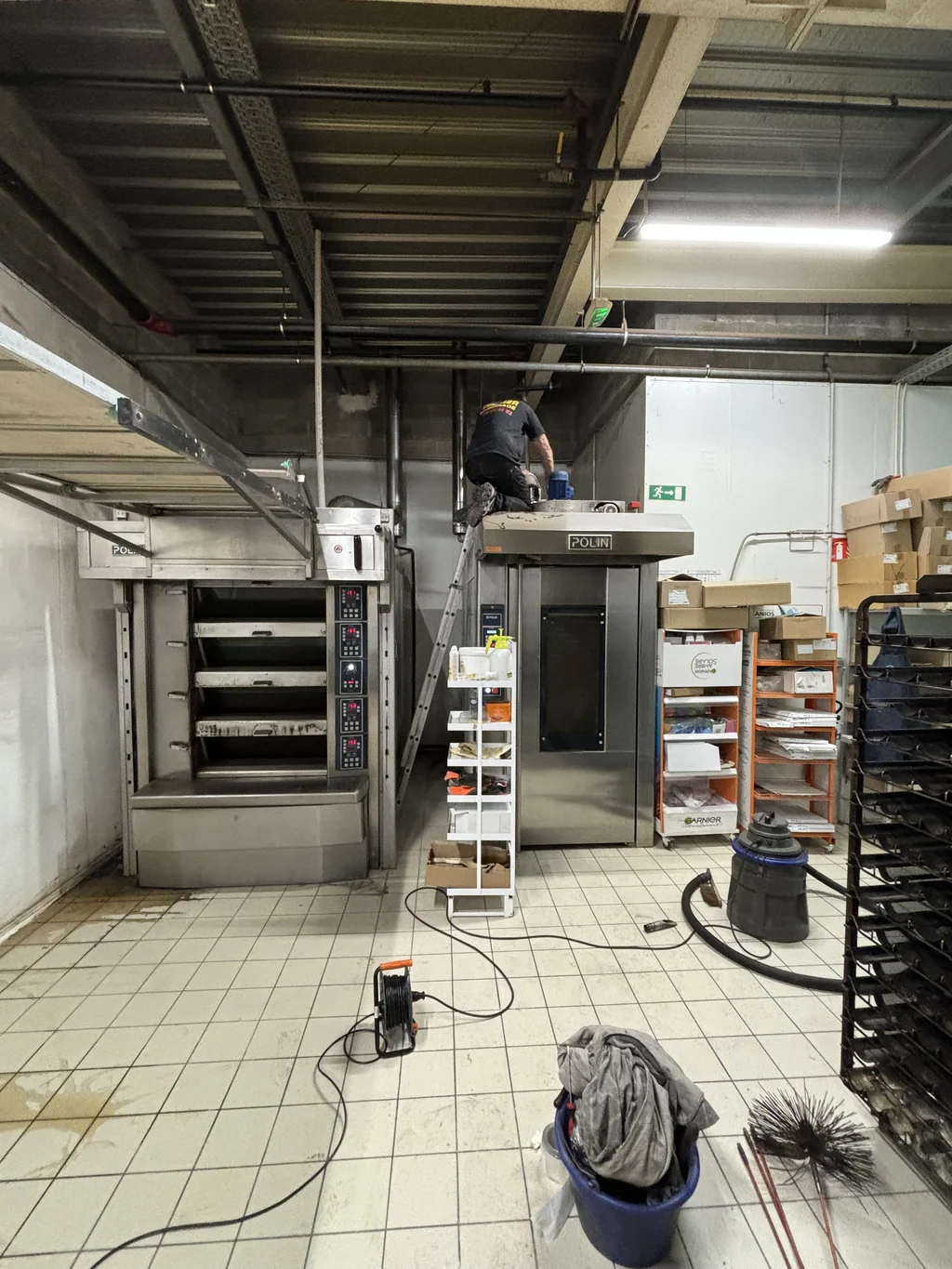 Ramonage d'un conduit de four industriel